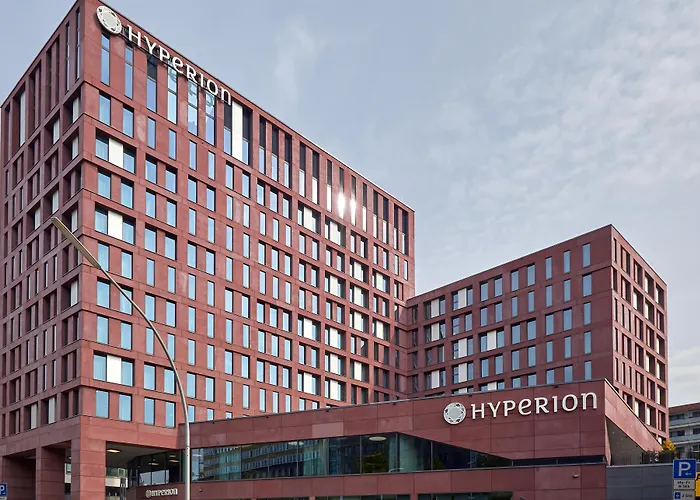 Hyperion City, Trademark Collection By Wyndham Hotel 5*