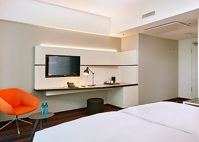 Hyperion City, Trademark Collection By Wyndham Hotel